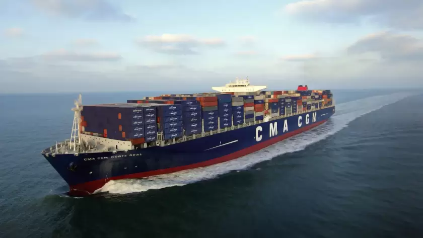 497414 boat tanker ship sea ocean ezgif com jpg to webp converter